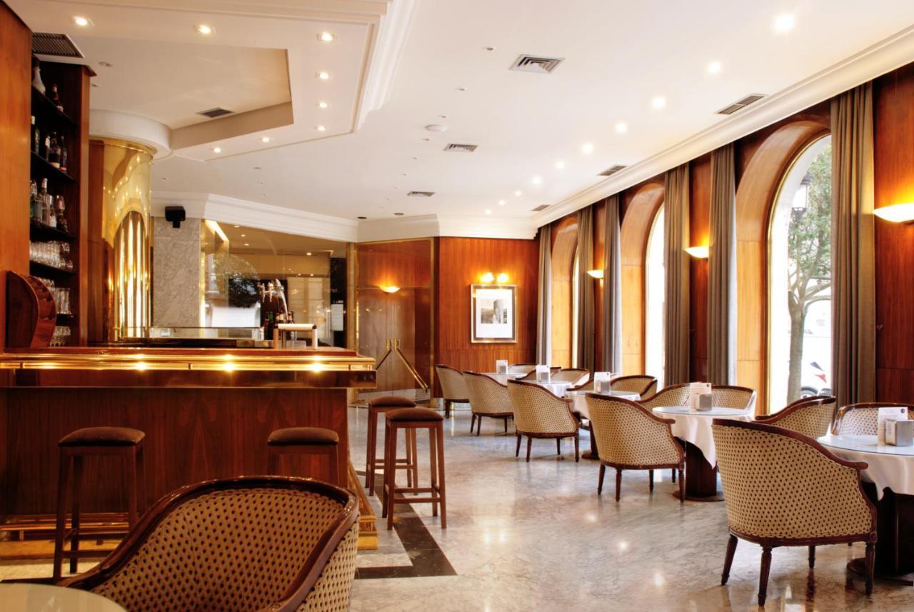 Hotel Mozart Valladolid Bagian luar foto